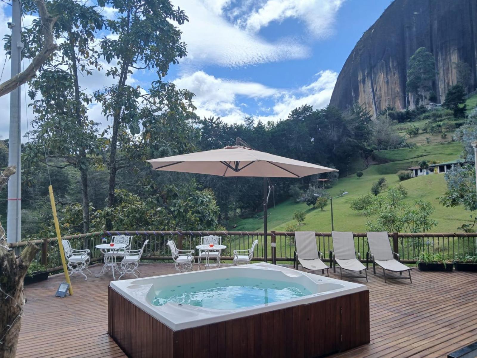 Piedra Del Penol Hotel Guatapé 외부 사진