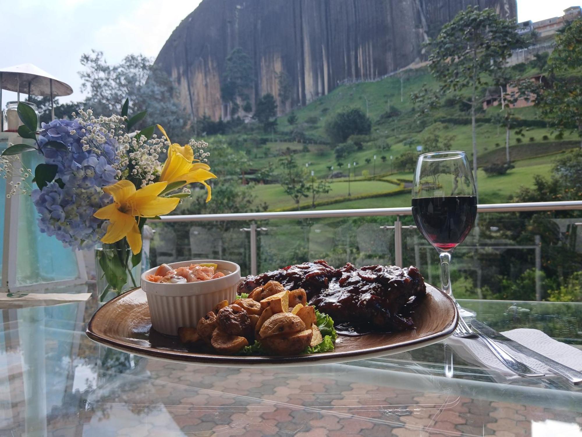 Piedra Del Penol Hotel Guatapé 외부 사진